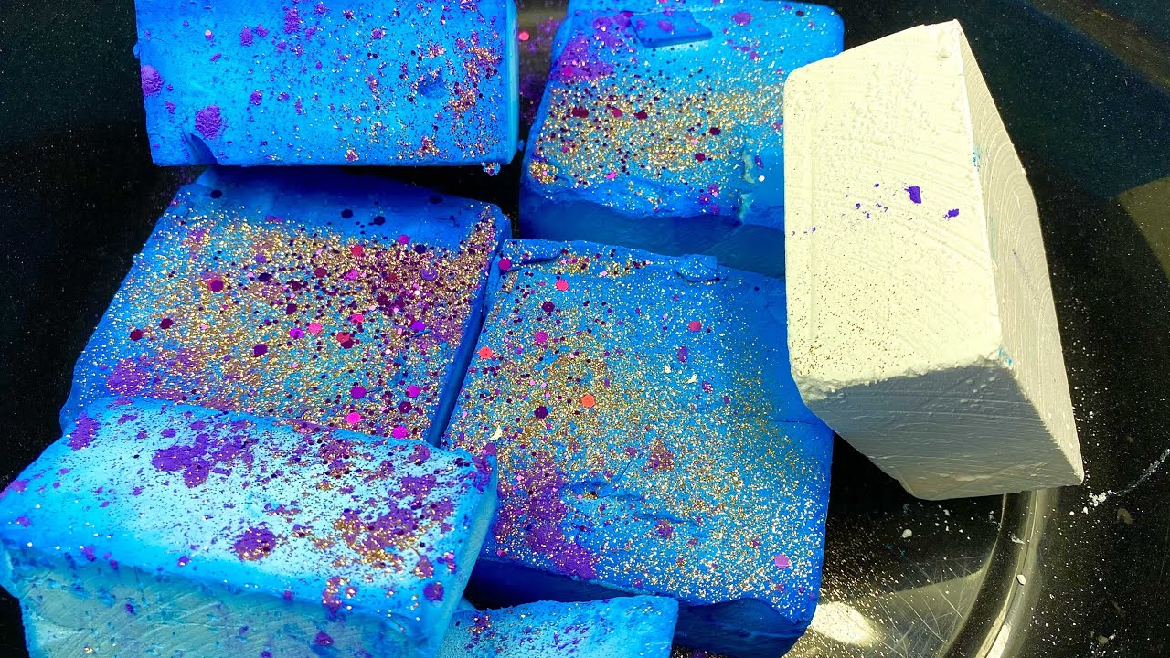 ASMR | Blue dyed gym chalk Crush - YouTube