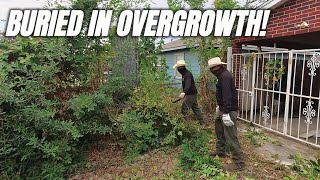 Ela disse que ninguém mais a ajuda... então nós aparecemos!