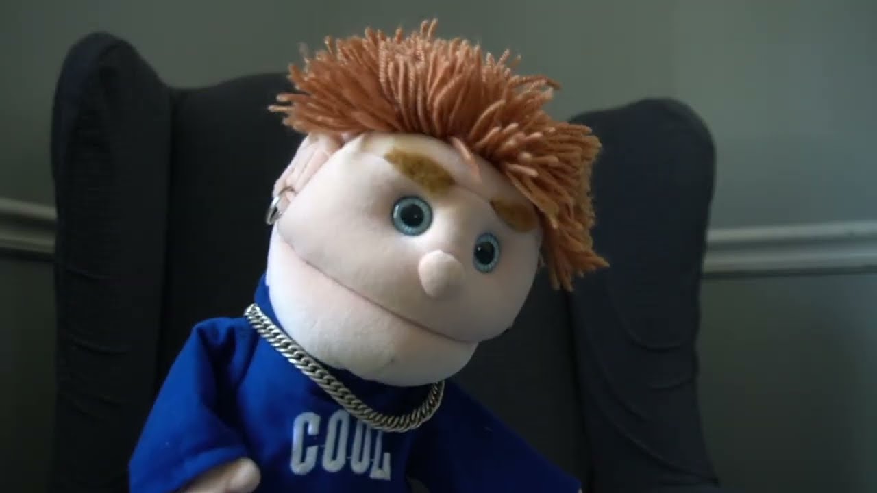 Green Day - Wake Me Up When September Ends | Puppet Cover Music Video