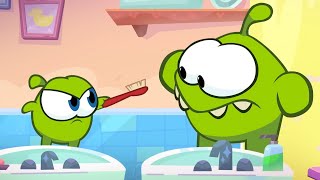 Om Nom Stories - Om Nom pue | Dessin animé drôle pour les enfants | HooplaKidz TV Franҫais