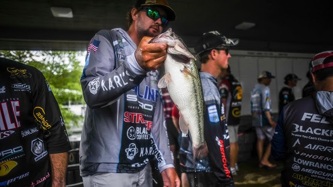 No Live Bait Needed - Fish with CONFIDENCE! #NLBN Owners and operators  @thespanishplug @snookn0558 showing off a 45 GIANT. Made by Fishermen for  Fishermen!💯 #NoLiveBaitNeeded #Swimbaits #Giants #NLBN #SNOOK  #FishWithConfidence 😉