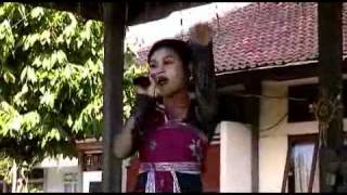 Download lagu lagu bali dek ulik ( lia rosita ft ayu sunar ) MP34 Download lagu lagu bali dek ulik ( lia rosita ft ayu sunar )
