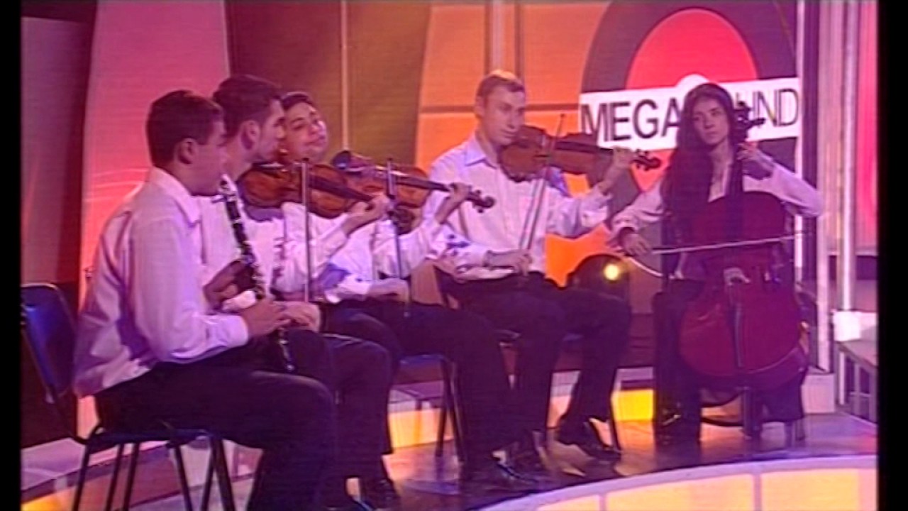 Watch Slobodan Stojadinović Bobi - Dobrovoljac ( TV video 2008 ) on YouTube Watch Slobodan Stojadinović Bobi - Dobrovoljac ( TV video 2008 ) on YouTube