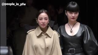 Dara 다라 / Sandara Park (2NE1) and Akimoto Kozue - Chloé SS23 fashion show in Paris - 29.09.2022