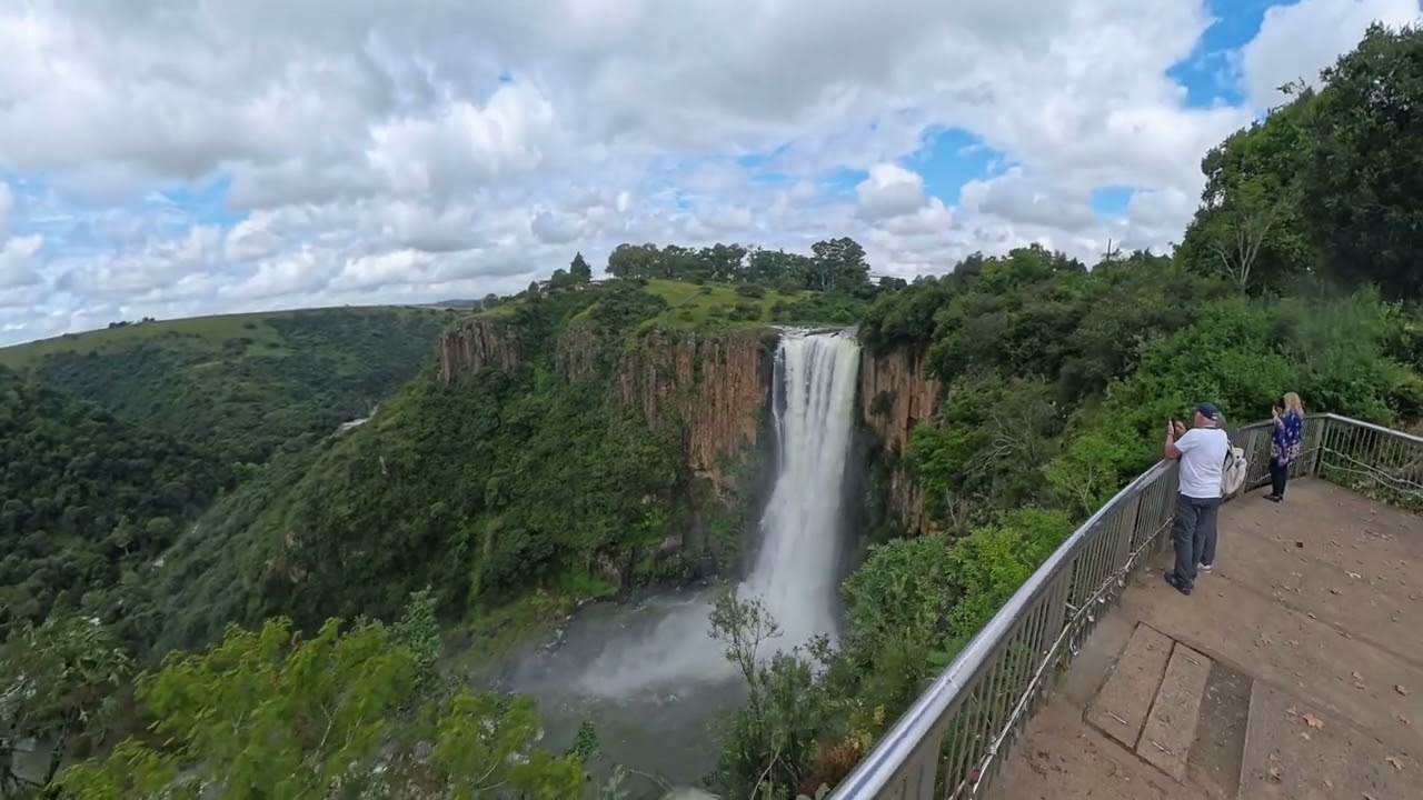 Howick Falls: la cascata sul fiume Umgeni ( KZN Midlands) World Tour 2024 Costa Deliziosa