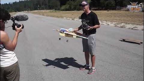 MIchael Wargo Flight Instruction:  Learning Basic 3D Maneuvers pt. 2.  Explained and demonstrated.