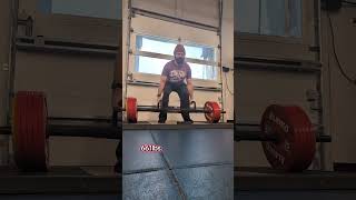 pulling on a knurling-less trap bar #powerlifting #deadlift
