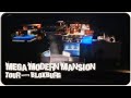 Modern Mega Mansion Tour - Bloxburg