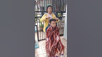 Vidio kocak dan gokil tiktok @randyprasetyo8057/Buseet doni potong rambut🤣 #kocak #gokil #gaul