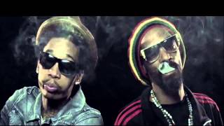 Snoop Dogg ft. Wiz Khalifa - French Inhale chords