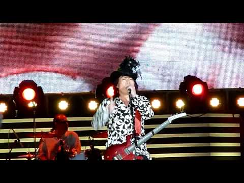 20101017 伍佰 繽紛花博演唱會 01 太空彈.MTS