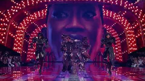 Missy Elliot Performs at the 2025 Victoria’s Secret Fashion Show