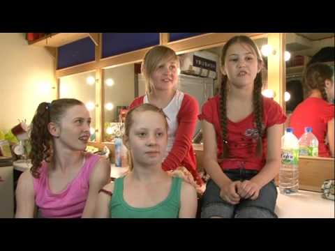 Billy Elliot the Musical - Ballet Girls