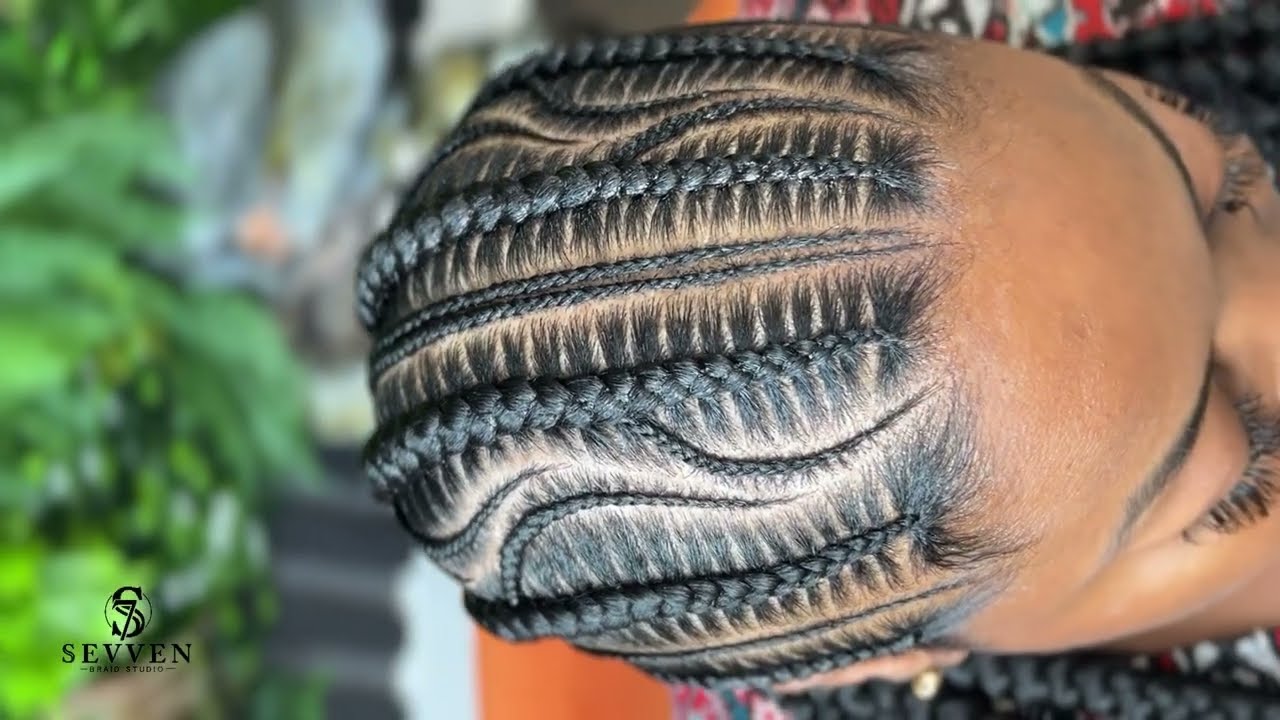 6 stitch braids with design 😍😍😍