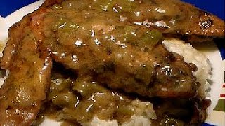 The BEST Smothered Turkey Wings Recipe: How To Make Baked Turkey Wings In Gravy