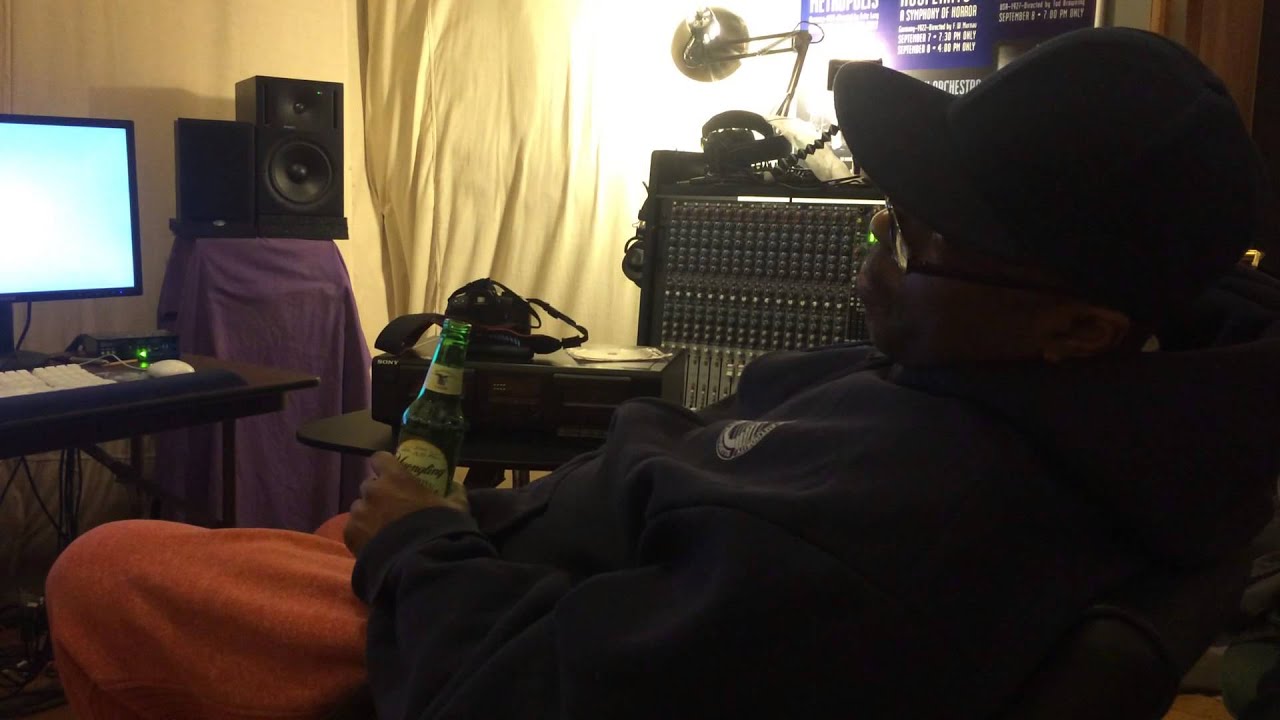 Killer DJ and the Safe Full of Tracks