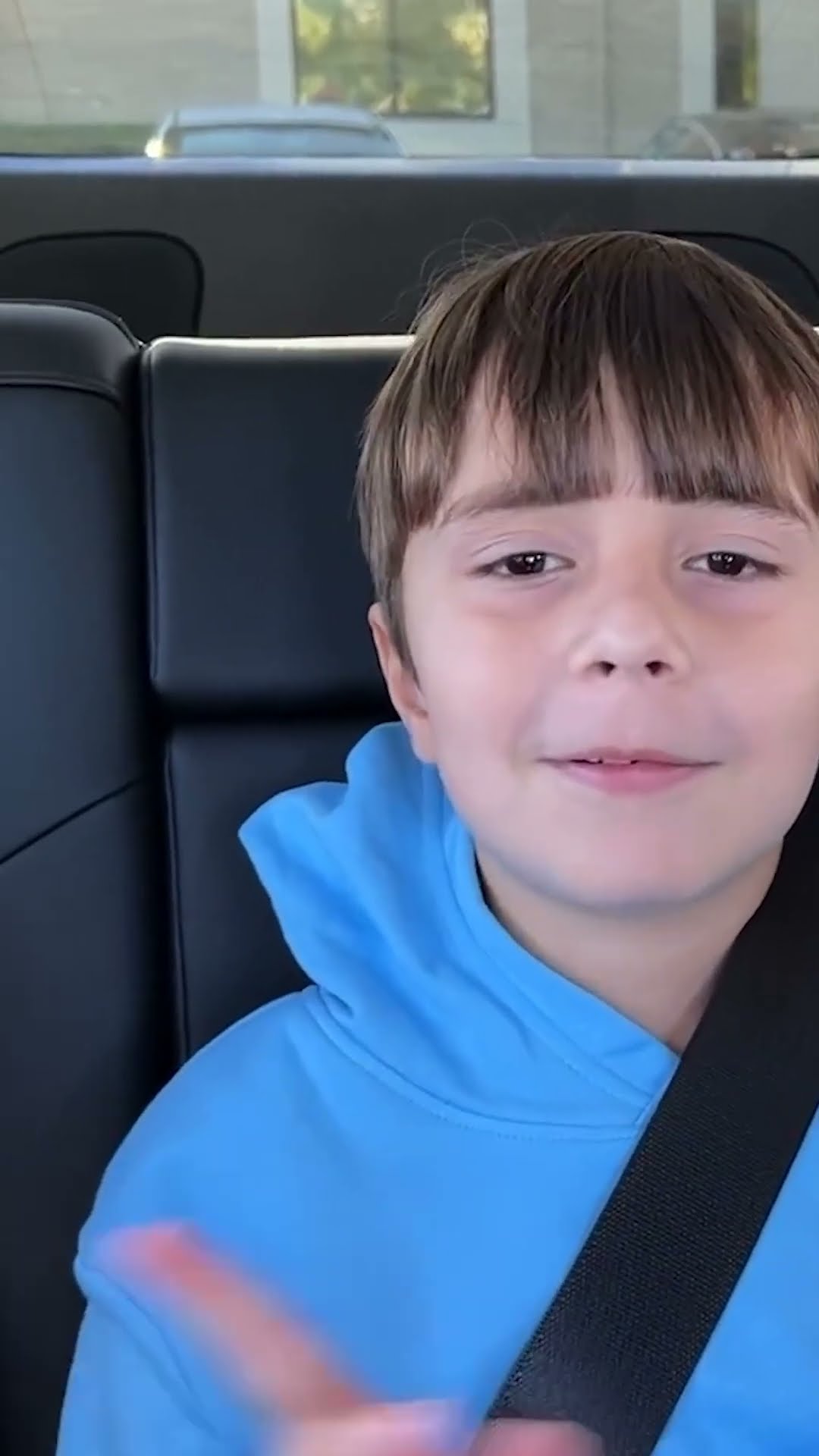 TROLLANDO O MARCOS NO TESLA - Família Brancoala #Shorts
