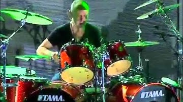 Metallica - Lars Ulrich Fails in Am I Evil [Rock In Rio 2011]