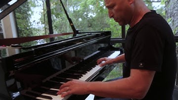 Inon Zur Plays Fallout 4 Theme