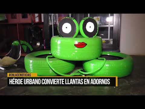 Héroe urbano convierte llantas en adornos