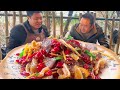 一個牛舌兩隻牛耳，先滷再爆炒，麻辣鮮香下酒太過癮！｜Mukbang【鐵鍋視頻】