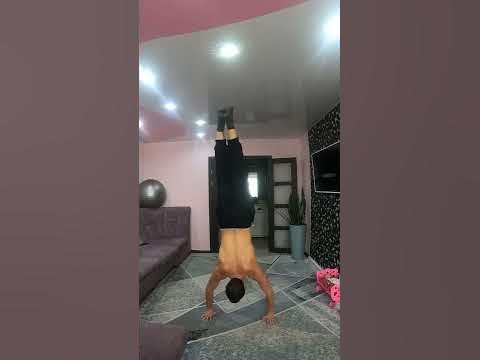 Отжимания в стойке на руках #отжимания в стойке - YouTube