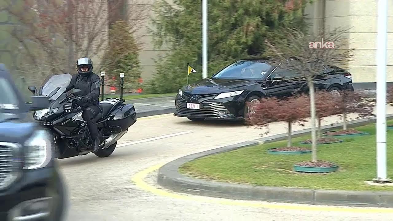 Papa 14. Leo için Esenboğa Havalimanı'nda karşılama töreni düzenlendi