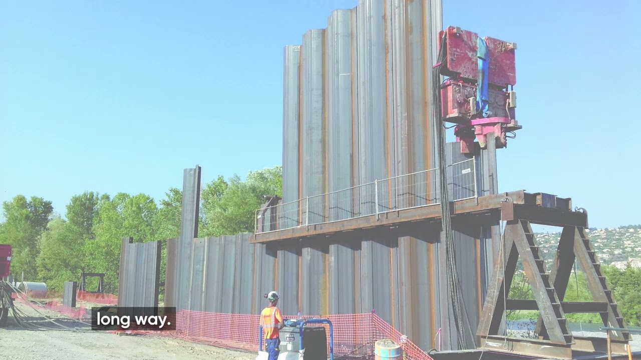 Steel sheet piles for flood defence and bank protection