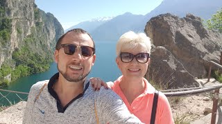 Riva del Garda. Прогулка над обрывом на озере Гарда. Загараем на горном озере. #176#