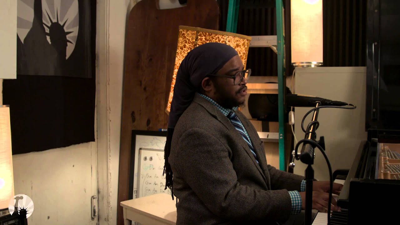 Akie Bermiss - A Song for You (Leon Russell Cover) (NYCROPHONE's "Acoustic Gold" at ishlab studio)