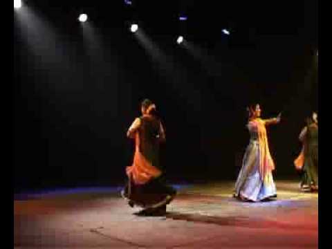 Indian Kathak dancers charm Lahoris