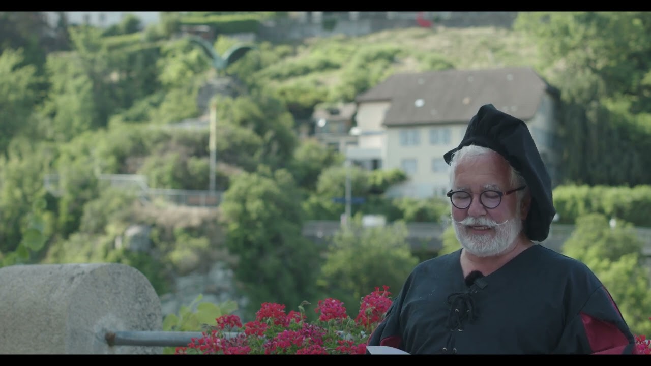 Kriegerdenkmal mit Adler (deutsche Version)