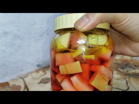 فيديو: كيفية عمل مخلل البطيخ الحلو لفصل الشتاء