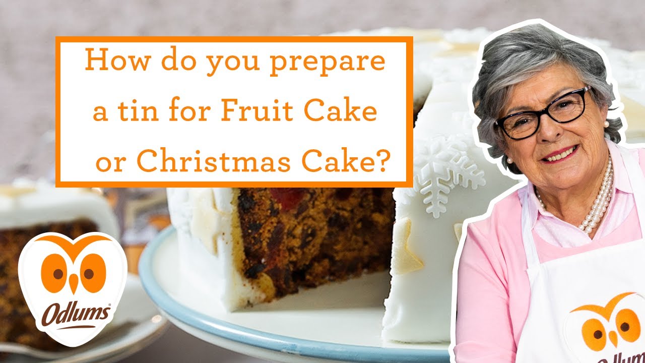 Baking Tips - How do you Prepare a Tin for Fruit Cake or Christmas Cake?  Odlums 