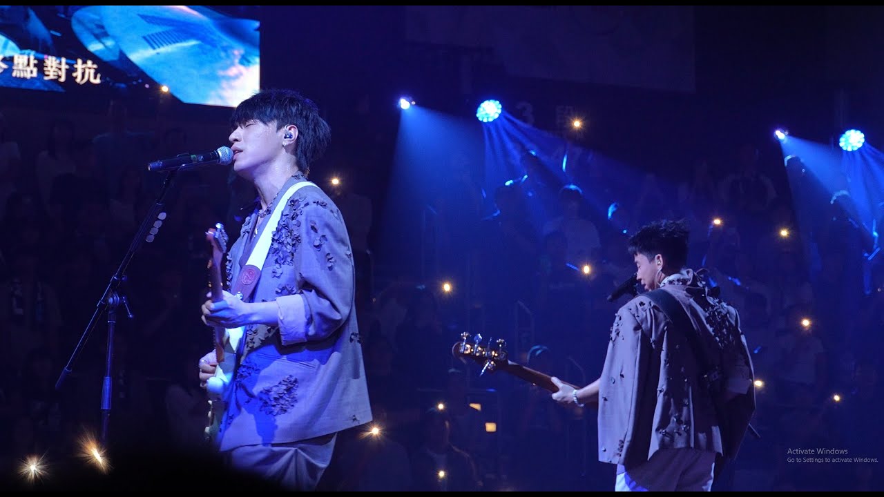 Pandora樂隊《BLOOM LIVE 2025》精華片段Part 1: 緊急應變逃生法, 年輕小說家, 海裡海裡去, 找出秒針的缺⼝, 前進號 4k live fancam