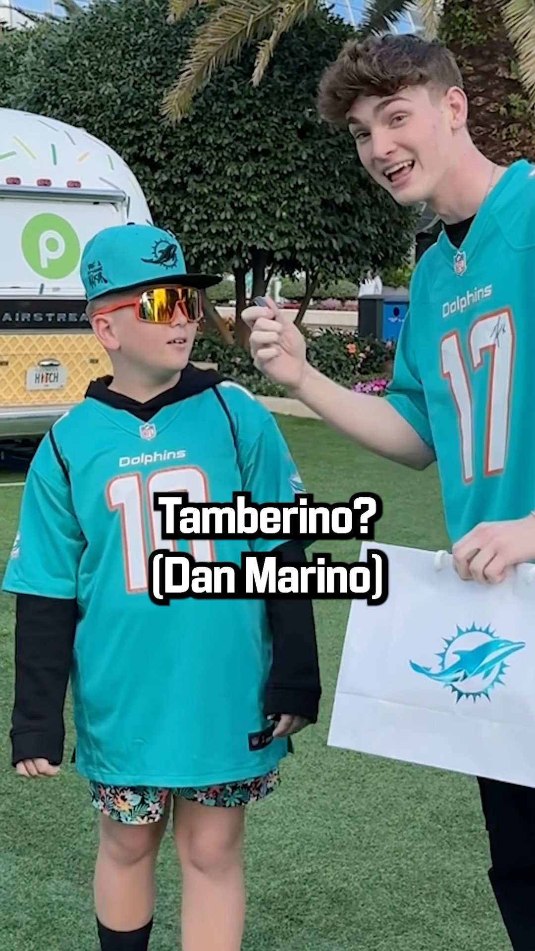 Answer trivia, win a mystery prize!! ??️? @BrandonSloane