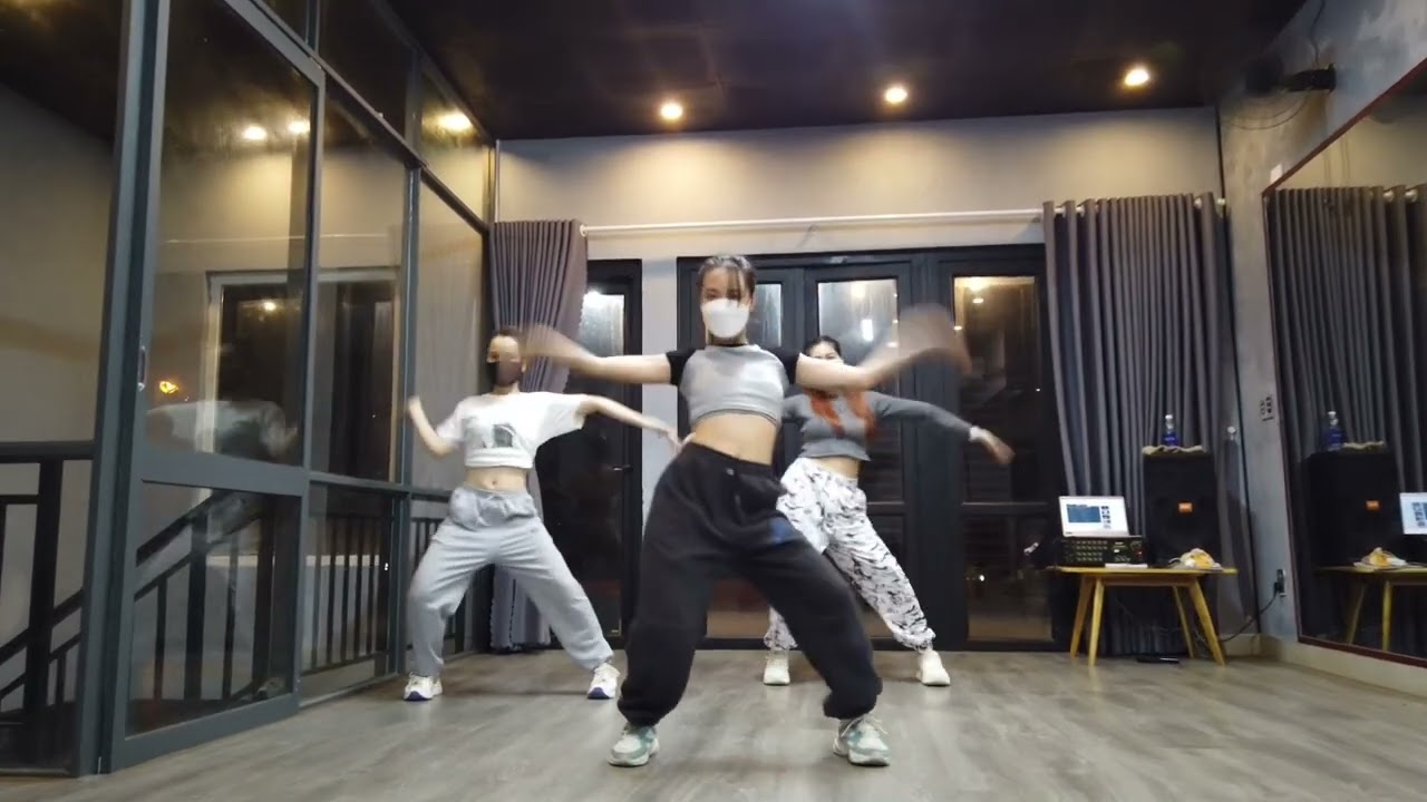 𝘼́𝙞 𝙉𝙤̣̂ - 𝙈𝙖𝙨𝙚𝙬 𝙭 𝙆𝙝𝙤𝙞 𝙑𝙪 | 𝘾𝙝𝙤𝙧𝙚𝙤𝙜𝙧𝙖𝙥𝙝𝙮 𝙗𝙮 𝙉𝙝𝙖𝙩 𝘼𝙣𝙝