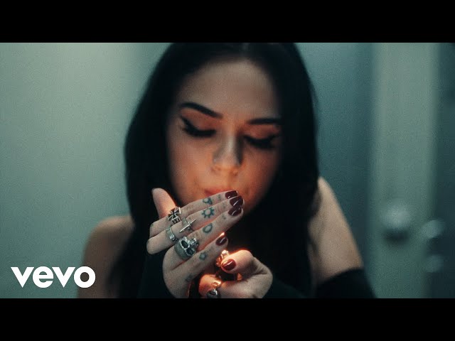 Maggie Lindemann - she knows it class=