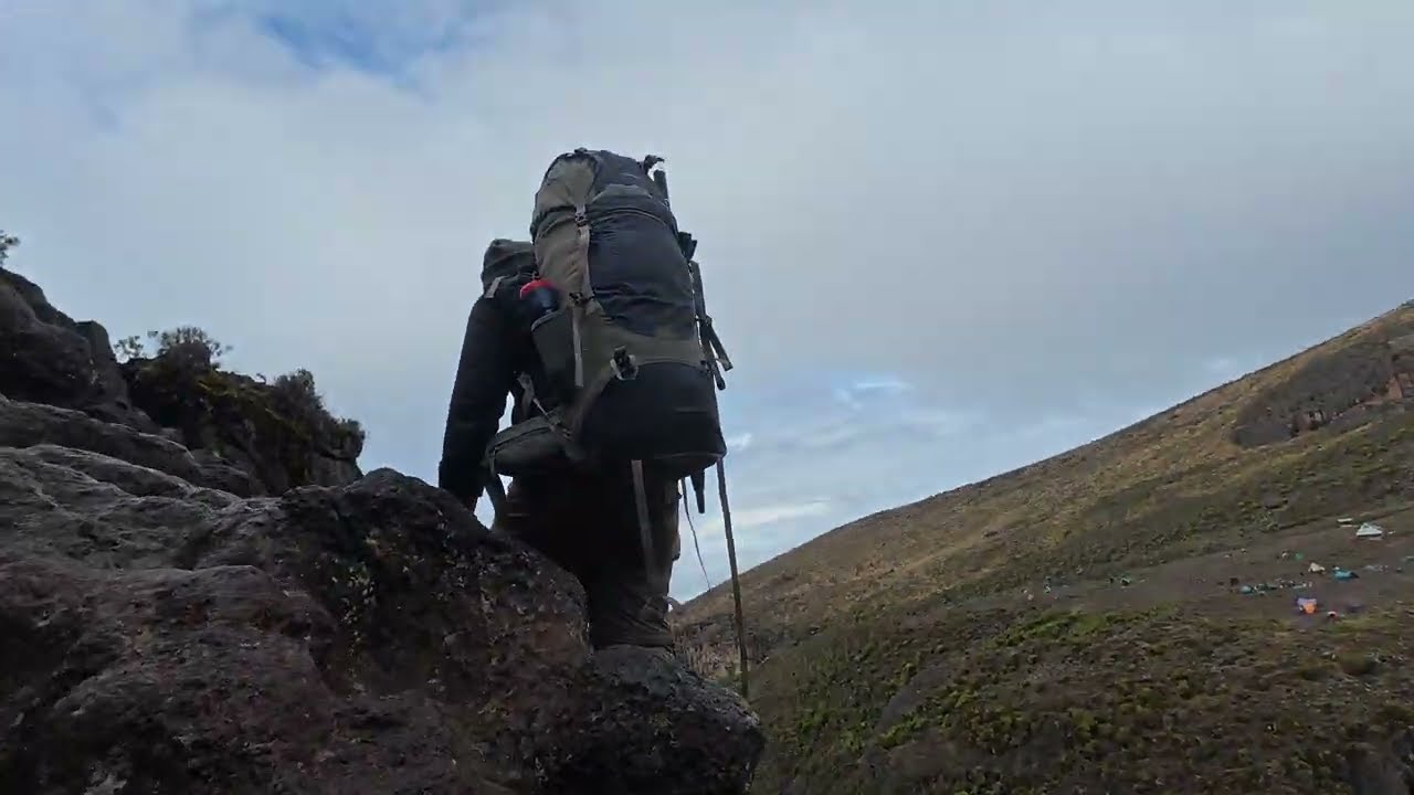 Mt. Kilimanjaro Climbing - Barranco Wall [4K]