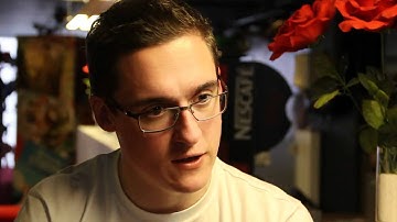 Andy Gray over DiRT 3 - Interview [HD]