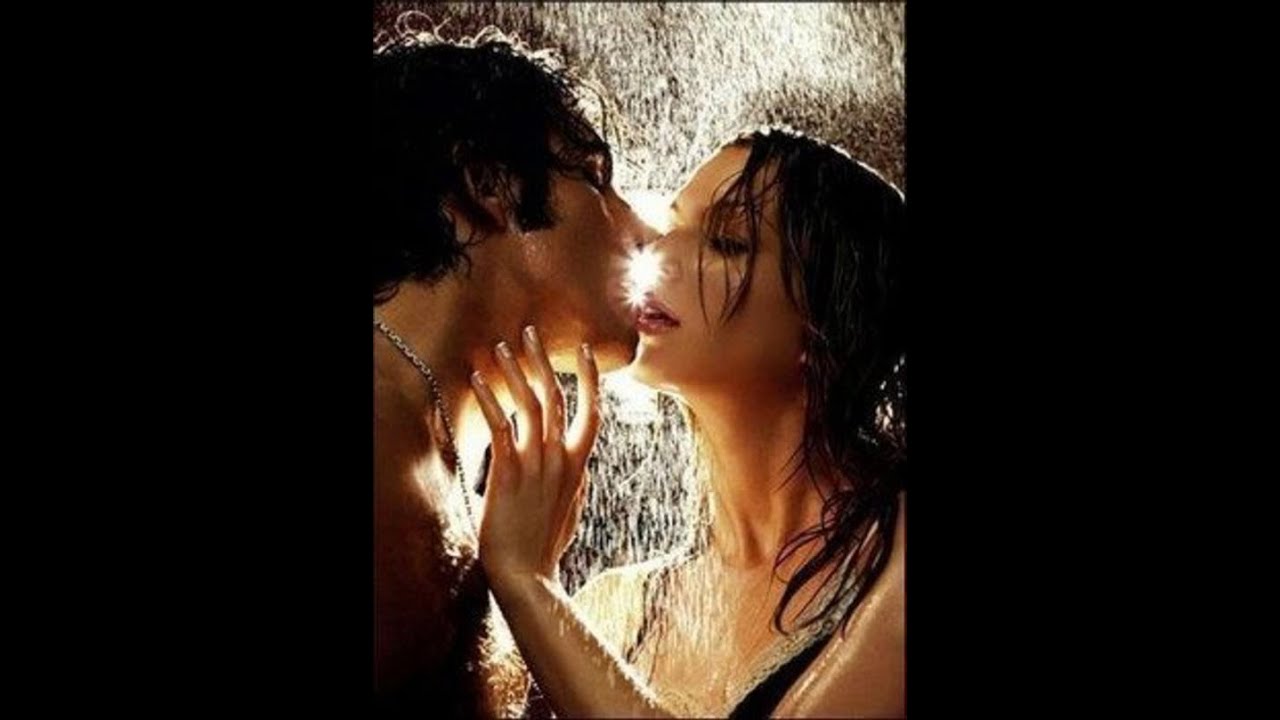 Sexy Romantic Kissing Couples In The Rain Youtube