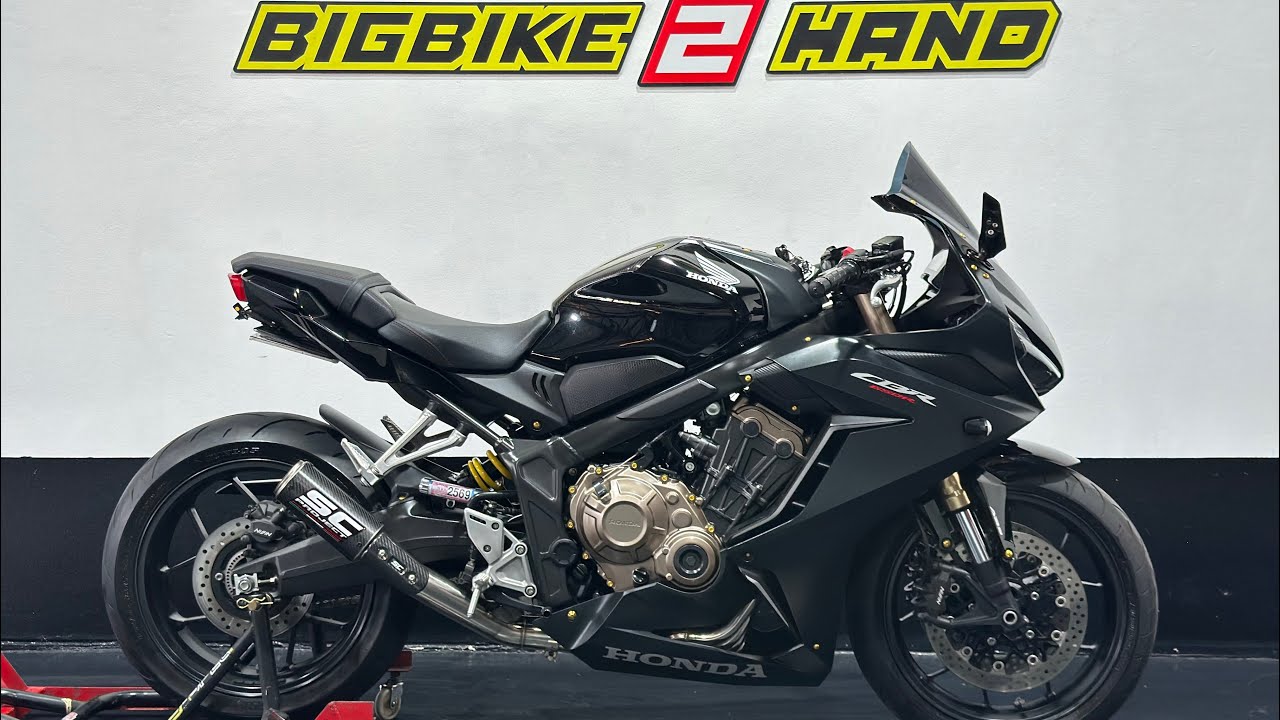 Honda Cbr650r 2020 Exhaust sound Sc project carbon slip on - YouTube