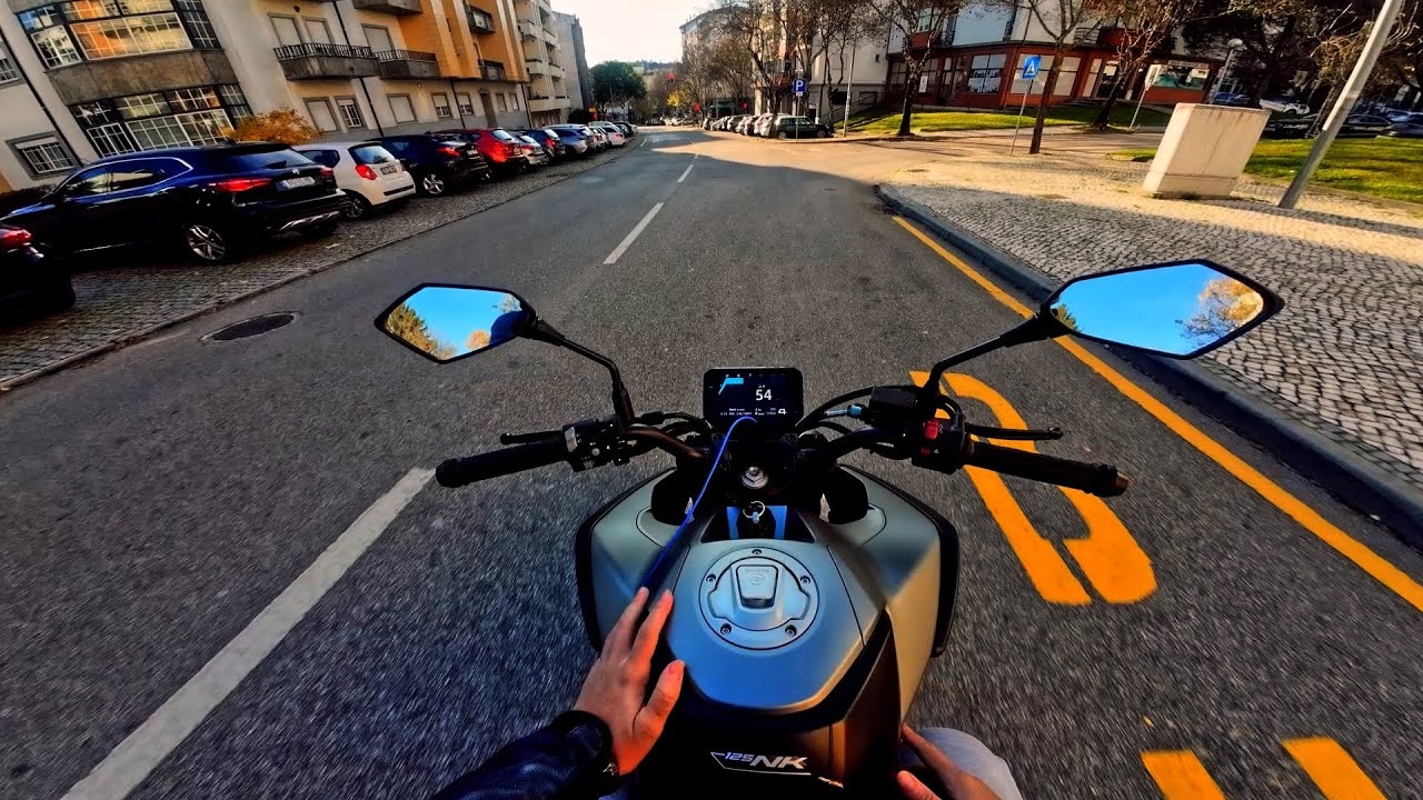 HOT WINTERS 😁👌 - CF MOTO 125NK