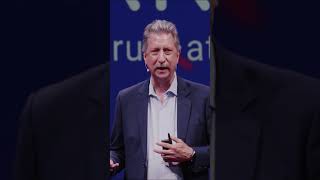 Sparks! | Bruce Levine | Treating untreatable cancers with gene therapy #shorts
How can gene therapy be used to treat cancers?
In this #CERNSparks talk, @penns Bruce Levine, one of the pioneers in CAR T cell therapy, details the latest developments in cancer treatment: https://www.youtube.com/watch?v=T2gScTYFP9E
#DidYouKnow that CAR T cell therapy was the first FDA-approved gene therapy?
#shorts Sparks! | Bruce Levine | Treating untreatable cancers with gene therapy #shorts