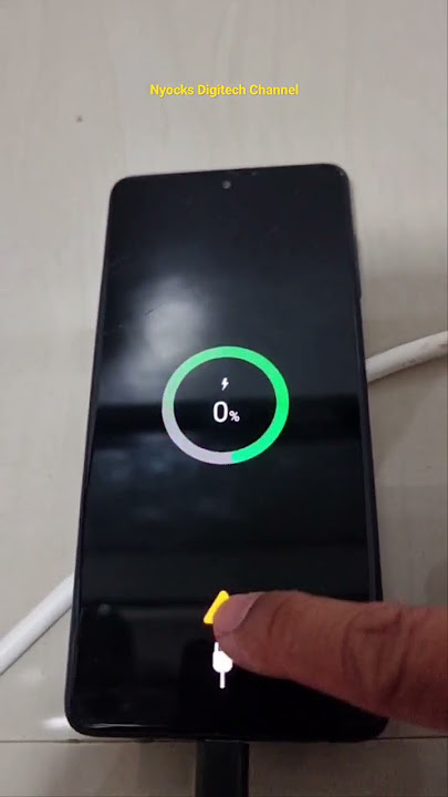 Samsung Yellow Triangle ⚠️ When Charging #shorts https://www.youtube.com/watch?v=9L0KKB9Hi7E