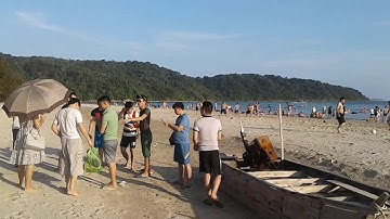 Bãi biển Vàn Chải Cô Tô Quảng Ninh