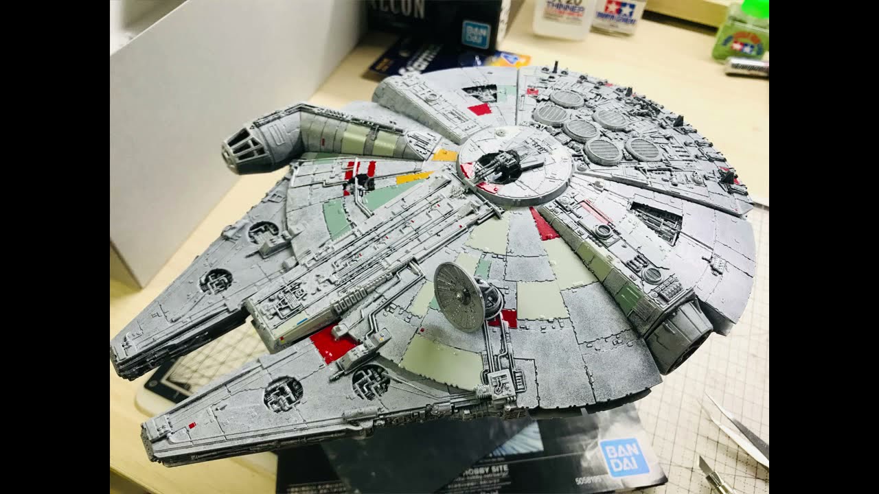 1/144 MILLENNIUM FALCON (STAR WARS:THE RISE OF SKYWALKER) - Model