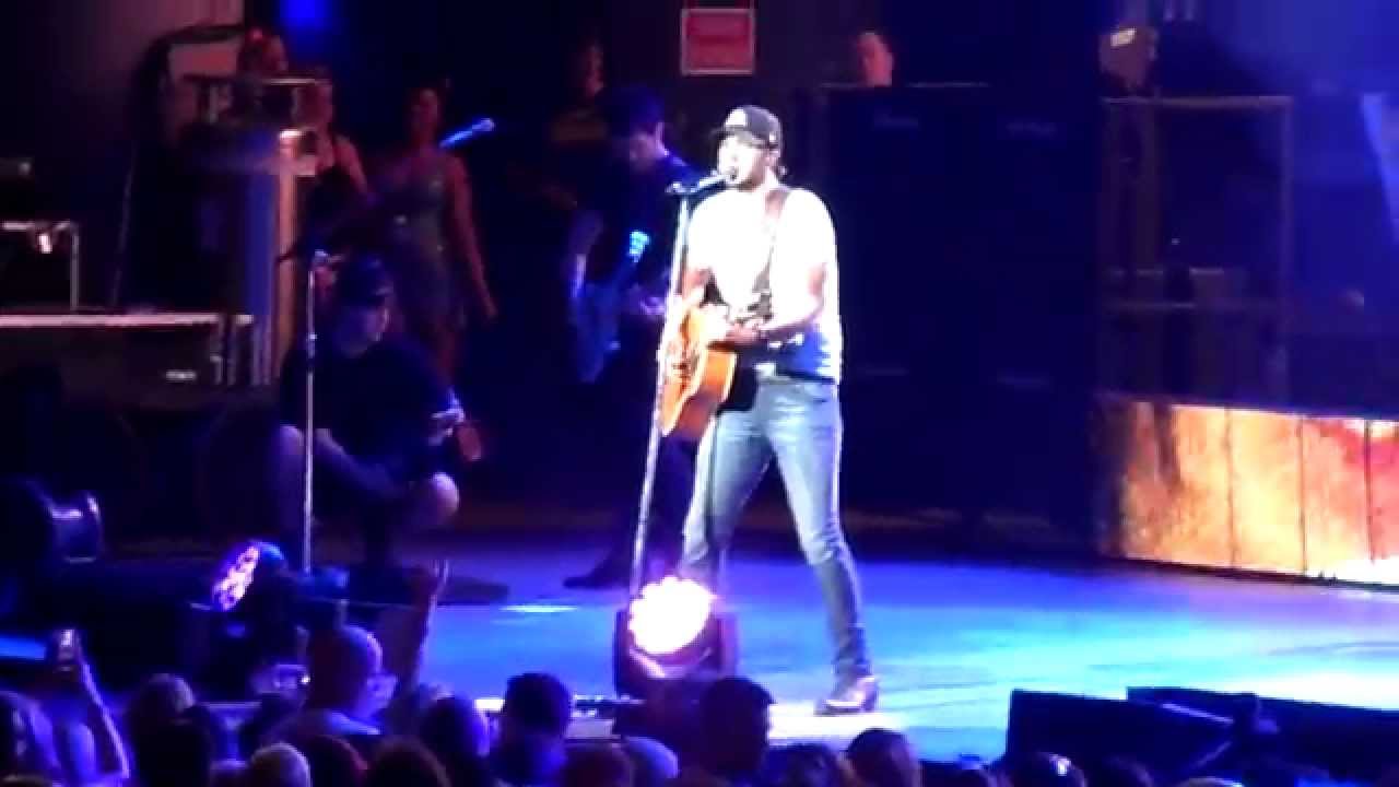 Roller Coaster Luke Bryan (Live) YouTube