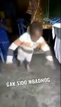 Ngakak anak kecil salto kena sob