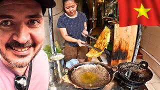 BANH XEO MASTER!!! Hanoi, Vietnam 🇻🇳